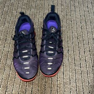 Air vapor max plus